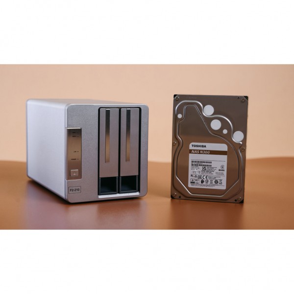 Жорсткий диск 3.5" 16TB Toshiba (MG09ACA16TE)