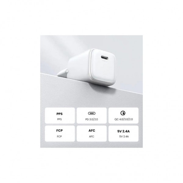 Зарядний пристрій UGREEN USB-C PD20W GaN CD318 white (15324)