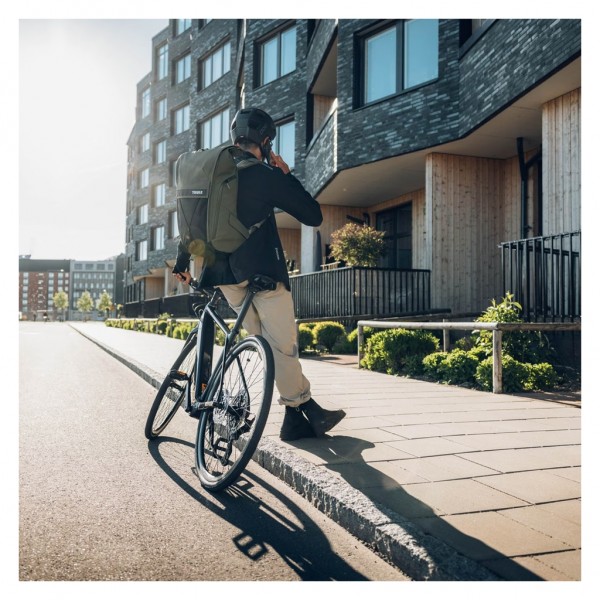 Рюкзак для ноутбука Thule 16" Paramount Commuter 20L TPBBP-320 Black (3205232)