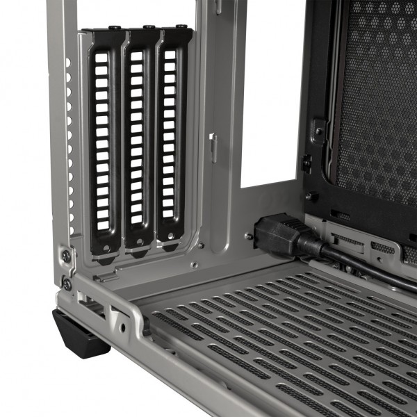 Корпус для ПК CoolerMaster NR200P MAX (NR200P-MCNN85-SL1)